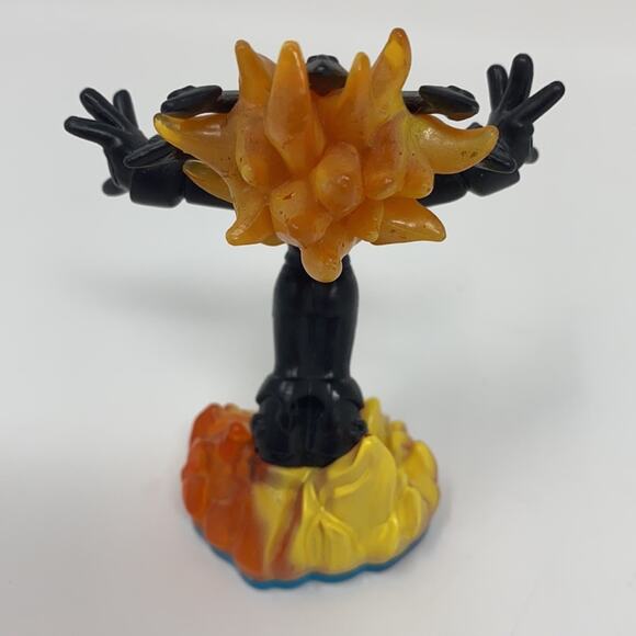 Skylanders Swap Force Lightcore Smolderdash Figure - Picture 3 of 5